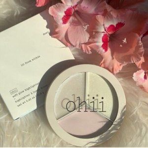 COPY - URBAN OUTFITTERS OHII SOFT GLOW HIGHLIGHTER